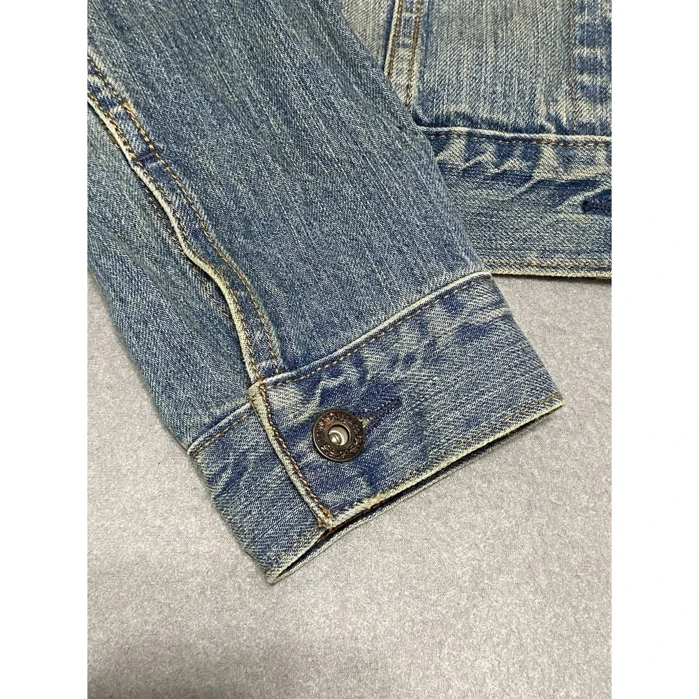 Levi's Trucker Boyfriend Jacket Women's Medium Distressed Blue Denim‎